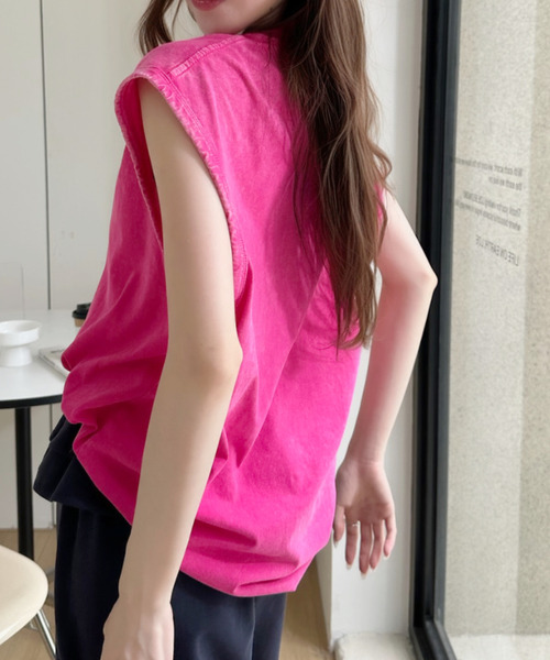Ada.(エイダ)の「ピグメント加工 ヴィンテージ ライク タンクトップ(タンクトップ・レディース・ピンク/グレー/ベージュ/ブラック・M/L)」の5枚目の写真