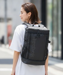 【Reebok/リーボック】【大容量29L A4サイズ対応】ボックスバックパック PC収納ポケット付き 通勤 通学 スポーツ ジム ストリート スポーティー リュック スクエア型