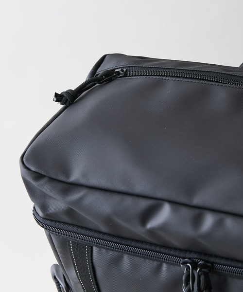 UNIIT(ユニット)の「【Reebok/リーボック】【大容量29L A4サイズ対応】ボックスバックパック PC収納ポケット付き 通勤 通学 スポーツ ジム ストリート スポーティー リュック スクエア型(バックパック/リュック・メンズ・スミクロ/ブラック・FREE)」の13枚目の写真