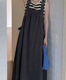調整可能ストラップ サロペットワンピース ギャザーマキシ丈