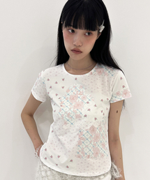 TYPESERVICE（タイプサービス）の「Flower Applique Curve Short Sleeve Top [Pink]（Tシャツ/カットソー）」