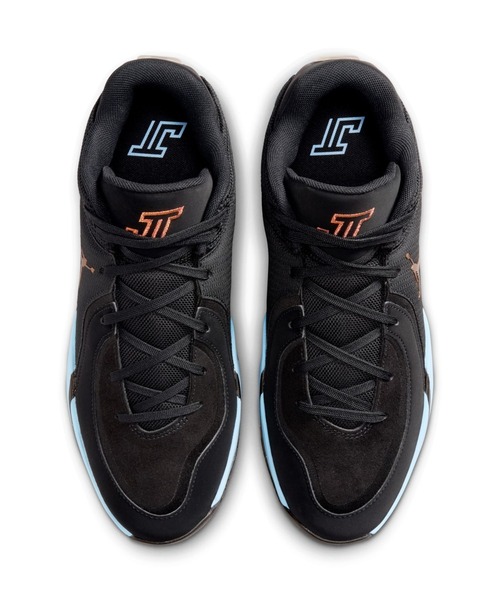 JORDAN BRAND（ジョーダンブランド）の「【別注】ジョーダン  ジョーダン TATUM 4 PF 限定コラボ（スニーカー・メンズ・ブラック×ブルー・24.5cm/25.0cm/25.5cm/26.0cm/26.5cm/27.0cm/27.5cm/28.0cm/28.5cm/29.5cm/30.0cm/24.0cm/29.0cm/30.5cm）」の4枚目の写真