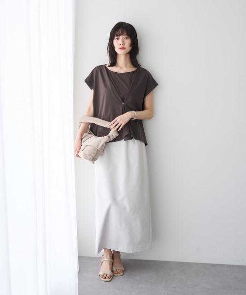 YECCA VECCA(イェッカヴェッカ)の「ピン付きドレープカットソー(Tシャツ/カットソー・レディース・チャコールグレー/オフホワイト/ブラック・FREE)」の10枚目の写真