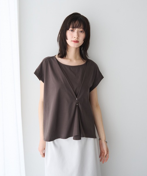 YECCA VECCA(イェッカヴェッカ)の「ピン付きドレープカットソー(Tシャツ/カットソー・レディース・チャコールグレー/オフホワイト/ブラック・FREE)」の8枚目の写真