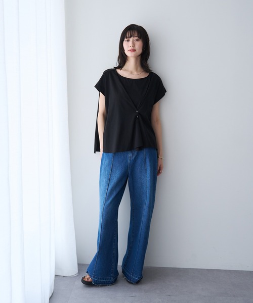 YECCA VECCA(イェッカヴェッカ)の「ピン付きドレープカットソー(Tシャツ/カットソー・レディース・チャコールグレー/オフホワイト/ブラック・FREE)」の16枚目の写真