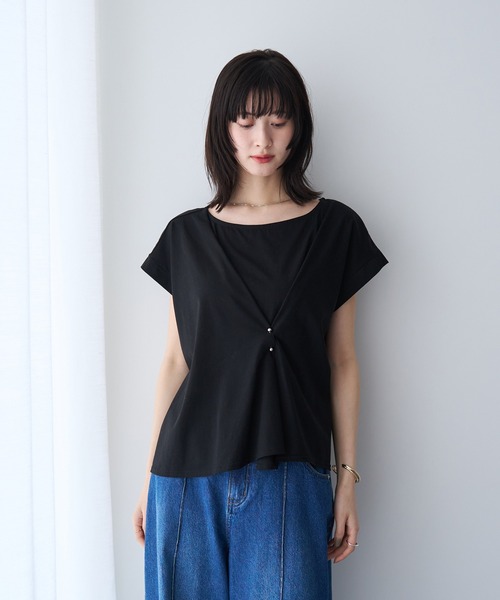 YECCA VECCA(イェッカヴェッカ)の「ピン付きドレープカットソー(Tシャツ/カットソー・レディース・チャコールグレー/オフホワイト/ブラック・FREE)」の15枚目の写真
