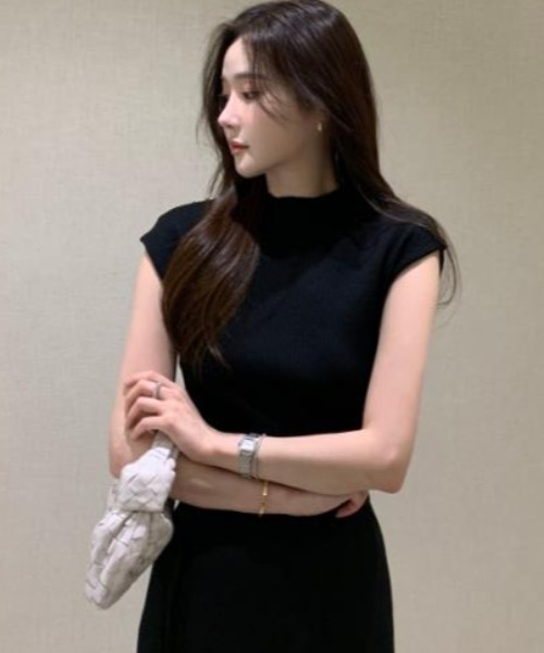 semplice(センプリチェ)の「Tシャツ【韓国ファッション】(Tシャツ/カットソー・レディース・グレー/ホワイト/ブラック・F)」の15枚目の写真