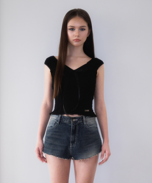 ROSEFRANTZ（ロゼフランツ）の「Chiffon Ribbon Crinkle Sleeveless [Black]（Tシャツ/カットソー・レディース・ブラック・SMALL/MEDIUM）」の2枚目の写真