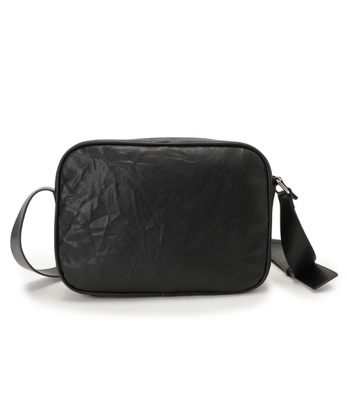Guess(ゲス)の「MCCALL Camera Crossbody ショルダーバッグ メンズバッグ(ショルダーバッグ・メンズ・ブラック・ONE SIZE)」の16枚目の写真