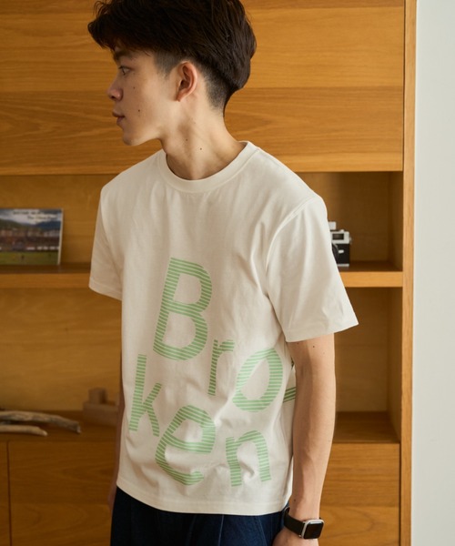 BROKEN BASE(ブロークンベース)の「BrokenBase big logo Tee / BrokenBaseビッグロゴTee(Tシャツ/カットソー・メンズ・ブラック/ネイビー/イエロー/ホワイト・LARGE/SMALL/MEDIUM)」の22枚目の写真