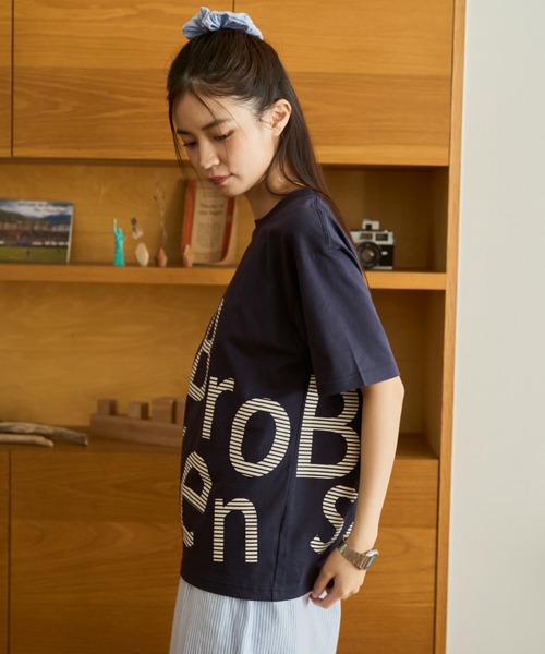 BROKEN BASE(ブロークンベース)の「BrokenBase big logo Tee / BrokenBaseビッグロゴTee(Tシャツ/カットソー・メンズ・ブラック/ネイビー/イエロー/ホワイト・LARGE/SMALL/MEDIUM)」の11枚目の写真