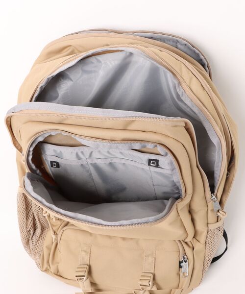 JANSPORT（ジャンスポーツ）の「【JANSPORT】ENVOY（バックパック/リュック・メンズ・ネイビー/ベージュ・FREE）」の7枚目の写真