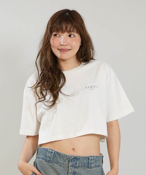 RVCA(ルーカ)の「RVCA/ルーカ クロップド丈 ショート丈 Tシャツ BG04C219(Tシャツ/カットソー・レディース・ブラック/ホワイト/グレー・M/S)」の4枚目の写真
