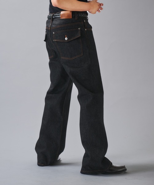 ANDER HUNK（アンダーハンク）の「Crack & Rigid Straight Denim/クラック＆リジットストレートデニム（デニムパンツ・メンズ・ブラック系その他/ブラック・SMALL/MEDIUM/LARGE）」の11枚目の写真