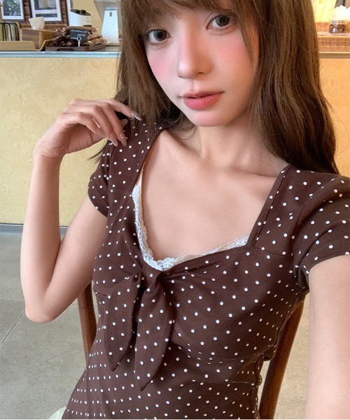 gossip！ロサンゼルス（ゴシップロサンゼルス）の「【Y2Kガーリー】 ドット柄レース切り替えフロントリボントップス（Tシャツ/カットソー・レディース・ドット・M）」の8枚目の写真