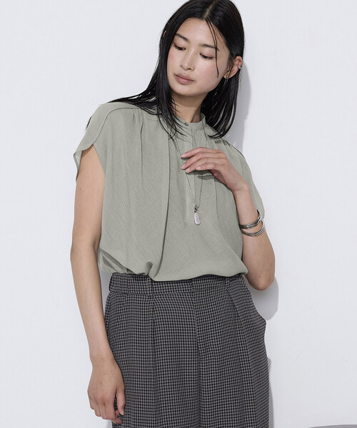 COMME CA(コムサ)の「【セットアップ対応】【RE:撚】トリアセクールスラブ ブラウス(シャツ/ブラウス・レディース・ブラック/ライトグレー/キナリ・9号)」の12枚目の写真