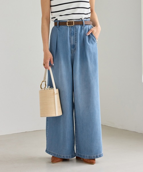ROPE' PICNIC(ロペピクニック)の「さらっとライトオンスワイドデニムパンツ(デニムパンツ・レディース・ネイビー/サックスブルー・S/M)」の1枚目の写真