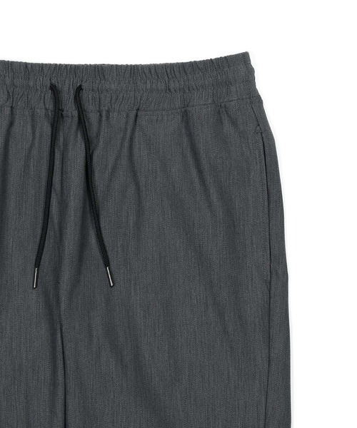 The DUFFER of ST.GEORGE(ザダファーオブセントジョージ)の「『WONDER SHAPE』Triporous:360°全方向高伸縮『ワンダーシェイプ』抗菌・消臭機能 スリムテーパードパンツ(スラックス・メンズ・チャコールグレー/ブラック・X-LARGE/LARGE/MEDIUM/SMALL)」の12枚目の写真