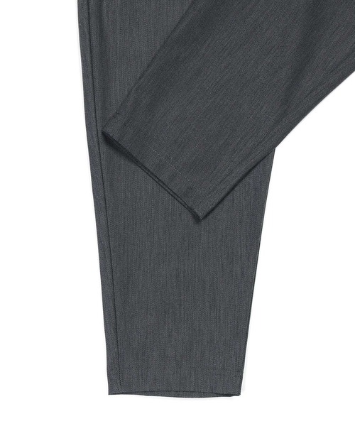 The DUFFER of ST.GEORGE(ザダファーオブセントジョージ)の「『WONDER SHAPE』Triporous:360°全方向高伸縮『ワンダーシェイプ』抗菌・消臭機能 スリムテーパードパンツ(スラックス・メンズ・チャコールグレー/ブラック・X-LARGE/LARGE/MEDIUM/SMALL)」の14枚目の写真