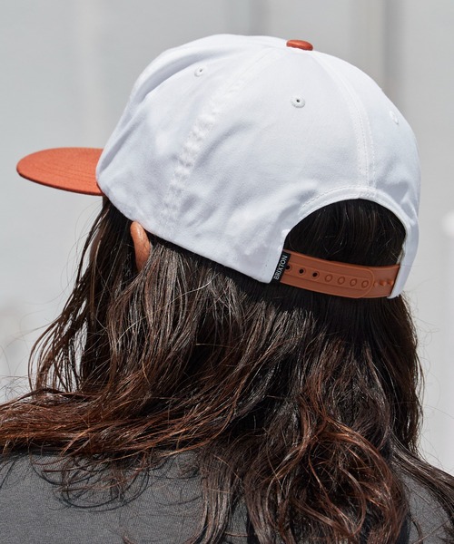 BRIXTON(ブリクストン)の「BRIXTON/ブリクストン BEEKMAN MP SNAPBACK フロント刺繍 ツートン 配色 バイカラー スナップバック 5パネル 吸湿 メンズ レディース 2026年 夏 夏服(キャップ・メンズ・ホワイト/ブラック・FREE)」の4枚目の写真