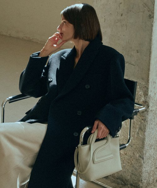LEEHO（イホ）の「DOS(ivory)（ショルダーバッグ・レディース・その他・FREE）」の3枚目の写真