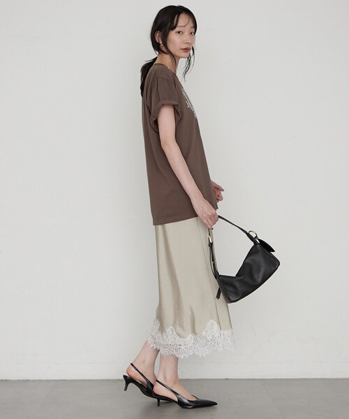 LOUNGEDRESS(ラウンジドレス)の「《セットアップ可》ミモレレースナロースカート(スカート・レディース・ベージュ/ブラック/ピンク・FREE)」の21枚目の写真
