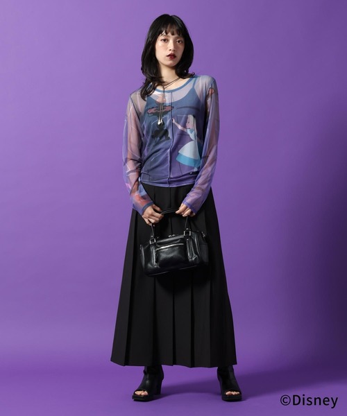 PAGEBOY(ページボーイ)の「Disney【ふしぎの国のアリス】ソウガラシアートップス(Tシャツ/カットソー・レディース・ホワイト系その他/ブルー系その他・FREE)」の15枚目の写真