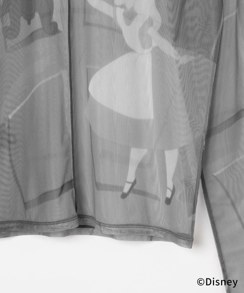 PAGEBOY(ページボーイ)の「Disney【ふしぎの国のアリス】ソウガラシアートップス(Tシャツ/カットソー・レディース・ホワイト系その他/ブルー系その他・FREE)」の9枚目の写真