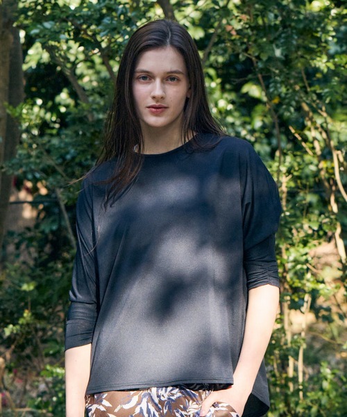 Julier Yoga and Relax(ジュリエヨガアンドリラックス)の「Julier Ecocoハーフスリーブプルオーバー(Tシャツ/カットソー・レディース・ブラック/ブラウン/ホワイト/ラベンダー・FREE)」の2枚目の写真