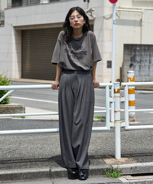 FREAK'S STORE(フリークスストア)の「ルーズネック ピグメントロゴTシャツ(Tシャツ/カットソー・レディース・チャコール/ネイビー/ピンク・フリ-)」の7枚目の写真