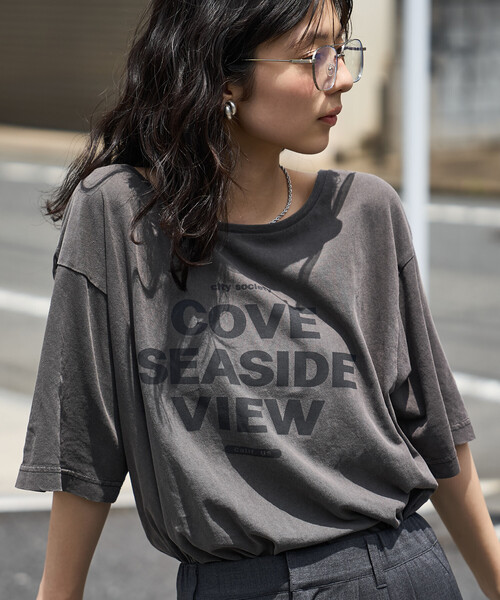 FREAK'S STORE(フリークスストア)の「ルーズネック ピグメントロゴTシャツ(Tシャツ/カットソー・レディース・チャコール/ネイビー/ピンク・フリ-)」の4枚目の写真