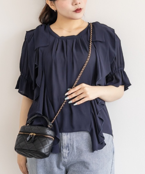 CLETTE(クレット)の「肩リボンフリルブラウス(シャツ/ブラウス・レディース・サックスブルー/ネイビー/ブラウン・3L/LL/4L)」の3枚目の写真