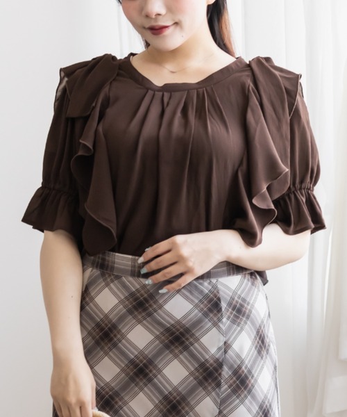 CLETTE(クレット)の「肩リボンフリルブラウス(シャツ/ブラウス・レディース・サックスブルー/ネイビー/ブラウン・3L/LL/4L)」の2枚目の写真