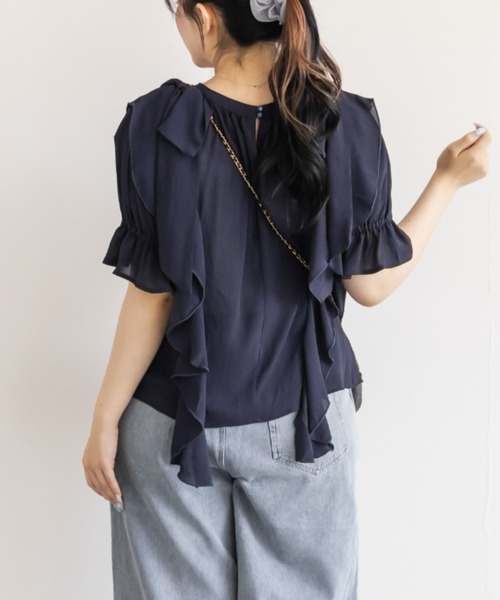 CLETTE(クレット)の「肩リボンフリルブラウス(シャツ/ブラウス・レディース・サックスブルー/ネイビー/ブラウン・3L/LL/4L)」の12枚目の写真