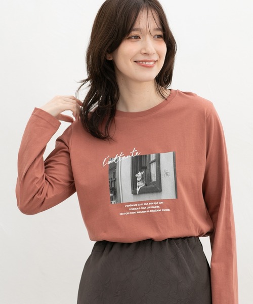 Honeys(ハニーズ)の「フォトプリントTシャツ(Tシャツ/カットソー・レディース・オフホワイト/モカ/ブラック/ダークグリーン系1/ダークオレンジ・L/M/LL)」の14枚目の写真
