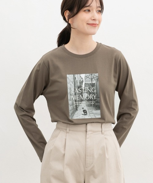 Honeys(ハニーズ)の「フォトプリントTシャツ(Tシャツ/カットソー・レディース・オフホワイト/モカ/ブラック/ダークグリーン系1/ダークオレンジ・L/M/LL)」の16枚目の写真