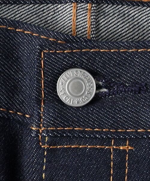 Levi's（リーバイス）の「Levi's 「501」ORIGINAL／セルビッジ（その他パンツ・メンズ・ネイビー・28/29/30/31/32/33/34/36）」の7枚目の写真