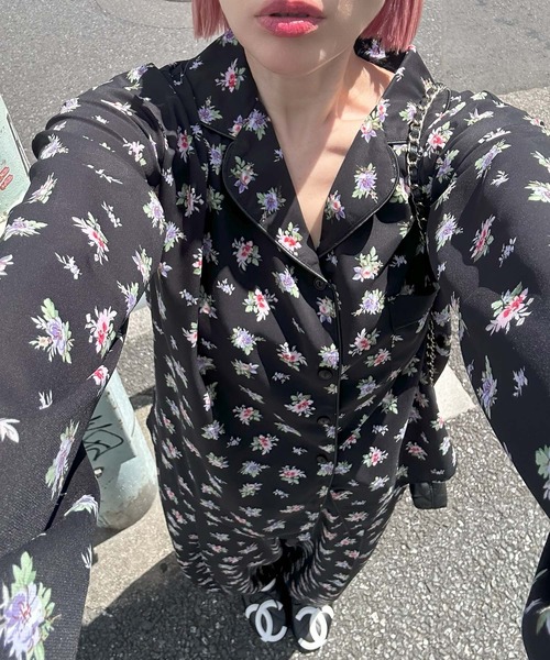 Alley Tokyo(アリートーキョー)の「花柄パジャマゆるパンツ(その他パンツ・レディース・ブラック/オフホワイト・FREE)」の13枚目の写真