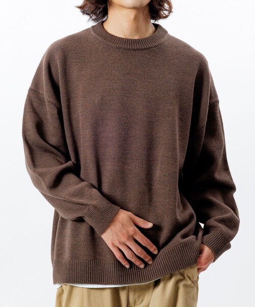 FREAK'S STORE(フリークスストア)の「限定展開 Relax Fit リラックスフィット イージーケア ウォッシャブル クルーネックニット(ニット/セーター・メンズ・ブルーグリーン/ブラウン/チャコールグレー/ネイビー/ブラック/グレー/レッド・MEDIUM/LARGE)」の4枚目の写真