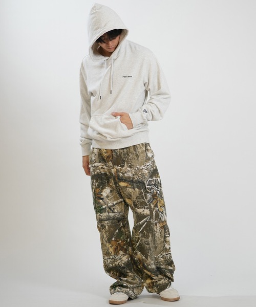 NEW ERA(ニューエラ)の「NEW ERA/ニューエラ パーカー プルオーバー 15129295/15129296(パーカー・メンズ・アッシュグレー/ブラック・XXL/XL/M/L)」の9枚目の写真