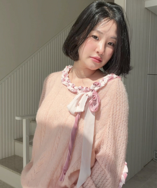 SINOON(シヌーン)の「レースアップリボンニット(ピンク)(ニット/セーター・レディース・PINK・FREE)」の2枚目の写真