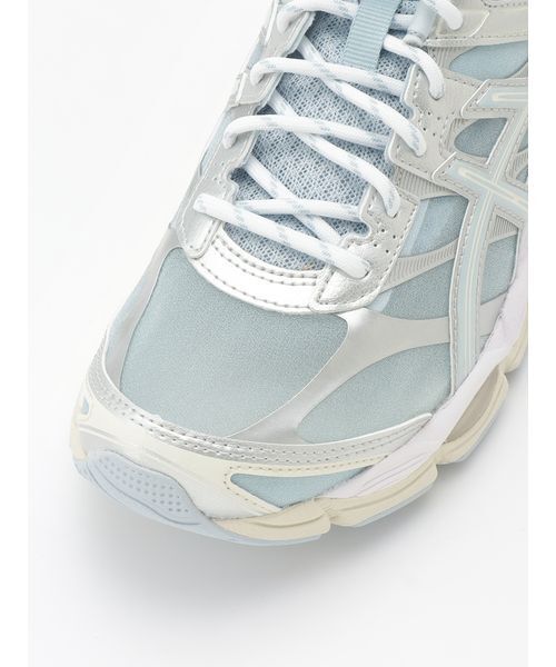 emmi（エミ）の「【ASICS】GEL-CUMULUS 16（スニーカー・レディース・ライトブルー・25/23.5/24/24.5/23）」の5枚目の写真