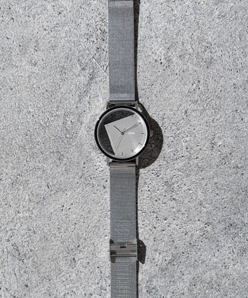 KLON（クローン）の「KLON INVISIBLE UNIVERSAL SHAPES [rectangle] 38mm - MESH STRAP -（アナログ腕時計・メンズ・シルバー/ブラック・FREE）」の13枚目の写真