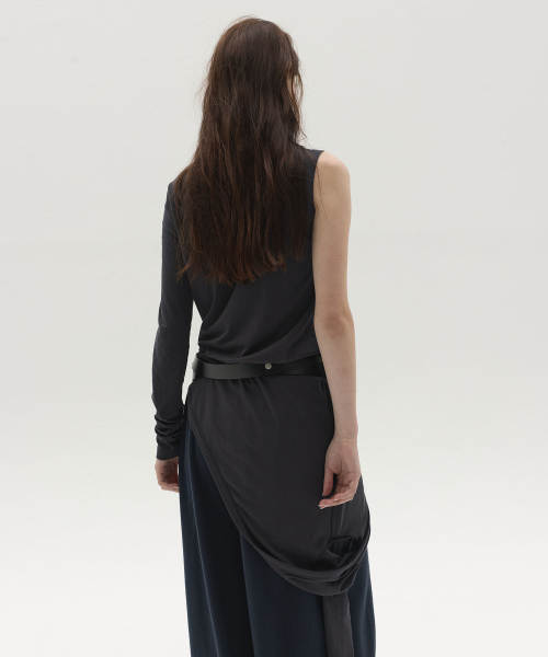 LCDC TM(エルシーディーシーティーエム)の「DIAGONAL WRAP TOP (ネイビー)(Tシャツ/カットソー・レディース・その他・OS)」の6枚目の写真
