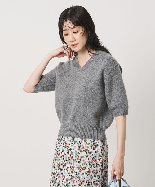 UNITED ARROWS(ユナイテッドアローズ)の「CA/W ハーフスリーブ Vネック ニット(ニット/セーター・レディース・レッド/グレー系/ネイビー・FREE)」の13枚目の写真