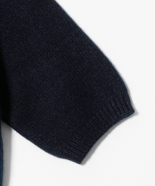 UNITED ARROWS(ユナイテッドアローズ)の「CA/W ハーフスリーブ Vネック ニット(ニット/セーター・レディース・レッド/グレー系/ネイビー・FREE)」の19枚目の写真