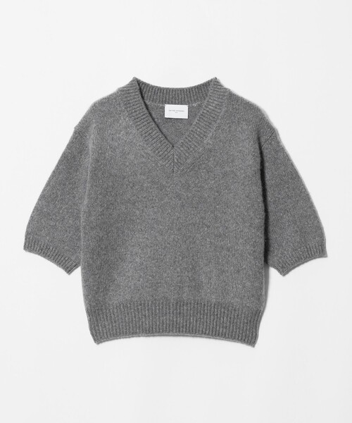 UNITED ARROWS(ユナイテッドアローズ)の「CA/W ハーフスリーブ Vネック ニット(ニット/セーター・レディース・レッド/グレー系/ネイビー・FREE)」の21枚目の写真