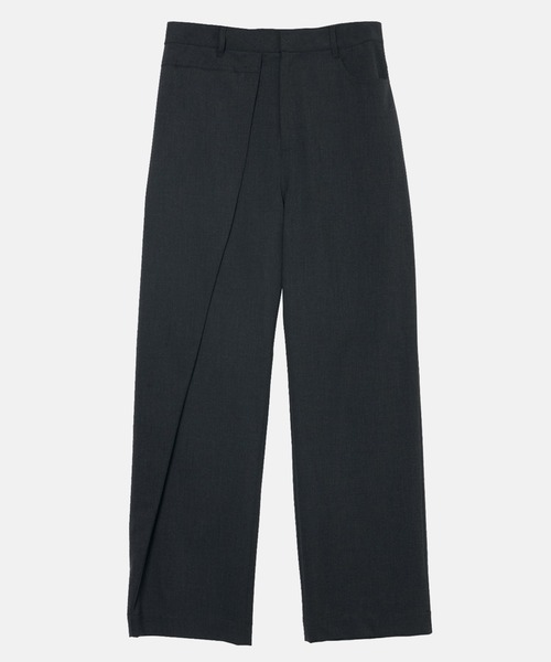 IRENENNE(アイレネ)の「アシンメトリックトラックパンツ / Asymmetric Tuck Pants(その他パンツ・レディース・チャコールグレー・36/38)」の1枚目の写真