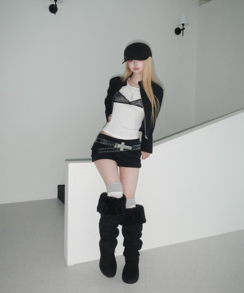 THEAIRTOWN(ジエアタウン)の「embo napoleon crop jk(その他アウター・レディース・ブラック/グレー・FREE)」の19枚目の写真