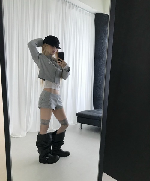 THEAIRTOWN(ジエアタウン)の「embo napoleon crop jk(その他アウター・レディース・ブラック/グレー・FREE)」の4枚目の写真
